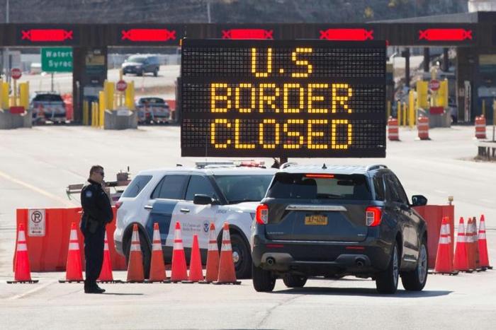 The US-Canada has been closed to travellers since March 21, although the trade in goods continues