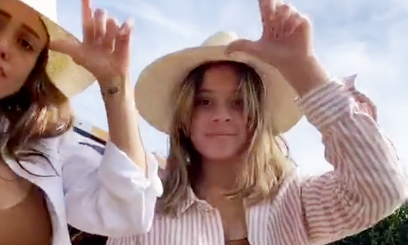 More Proof Jessica Alba And Her Daughter Are Twins