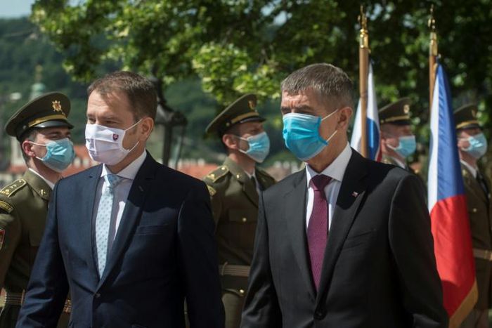 Czech Prime Minister Andrej Babis (R) says the EU recovery fund is tailor-made for countries that lack budget discipline. His Slovakian counterpart Igor Matovic (L) has a more conciliatory approach to the fund