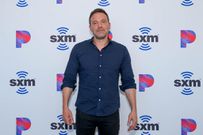 45 Famous Men You Didn’t Realize Were Over 6 Feet Tall