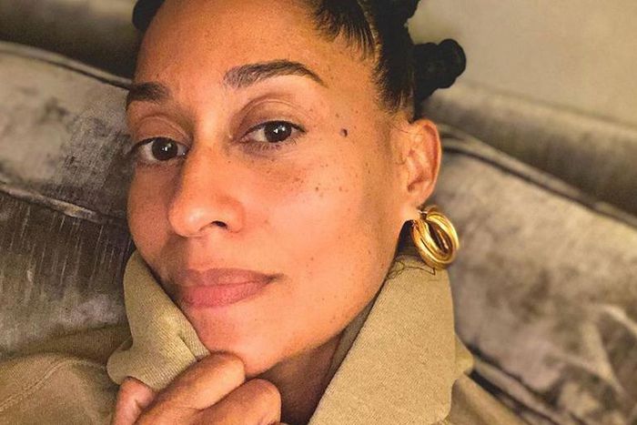 Tracee Ellis Ross Shows Off Her DIY Bantu Knots
