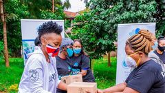 Singer Wahu responds after being accused of publicizing her donations to the poor