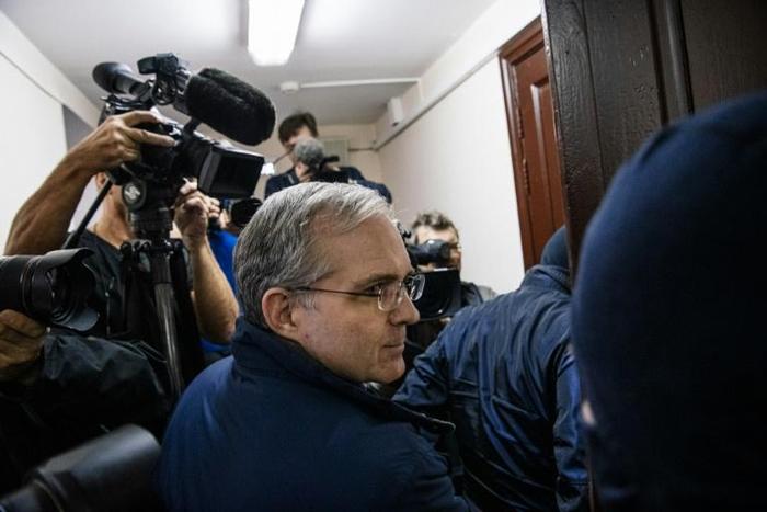 A prisoner swap for Paul Whelan (C) could involve Russian pilot Konstantin Yaroshenko, jailed in the United States on drug smuggling charges
