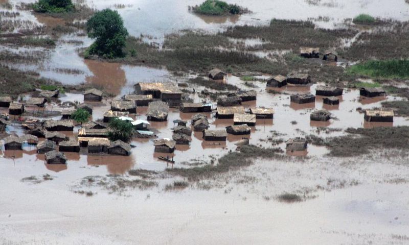 800 people left homeless after night floods