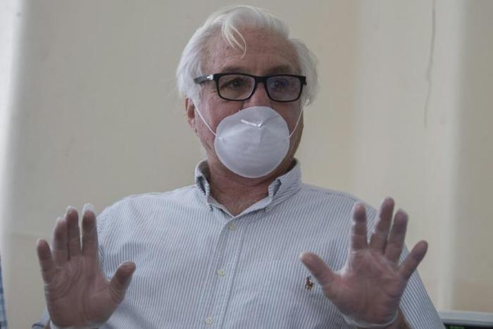 Uruguayan doctor Roberto Canessa survived a plane crash and 72 days in the freezing Andes without warm clothing back in 1972