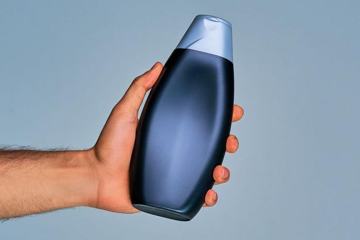 Men Are Balancing Shampoo Bottles on Their Penises