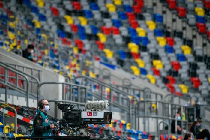 The restart of the Bundesliga drew a new record audience for Sky Germany of over six million viewers on Saturday.