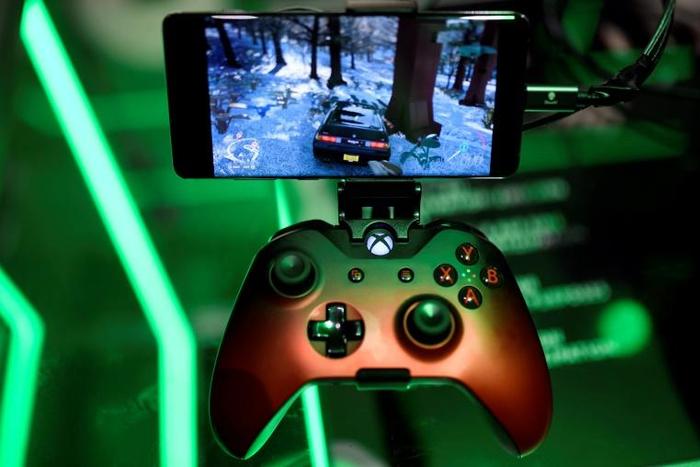 With many bricks-and-mortar stores shut under coronavirus lockdowns, gamers have turned to digital downloads to keep themselves entertained