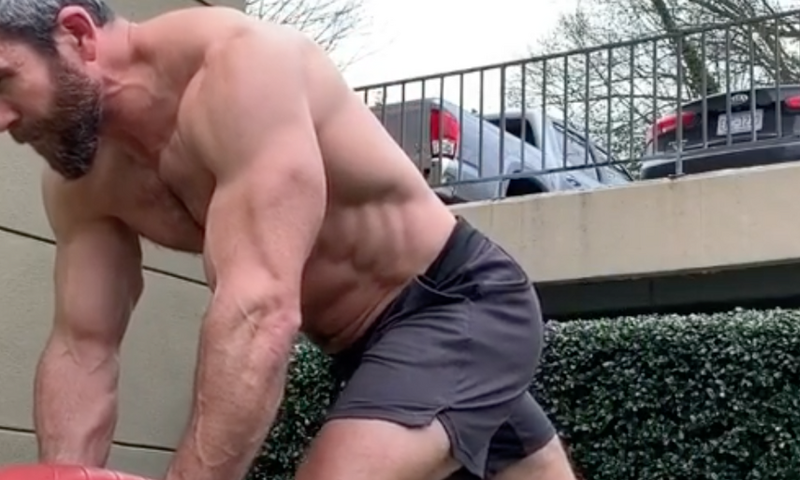 Build Strength With This Exercise Ball Workout