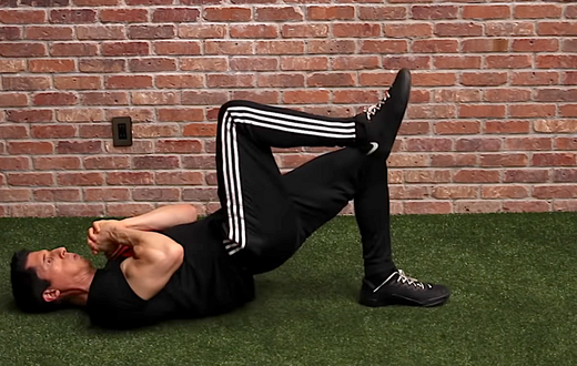 This Smart Circuit Workout Blasts Your Legs