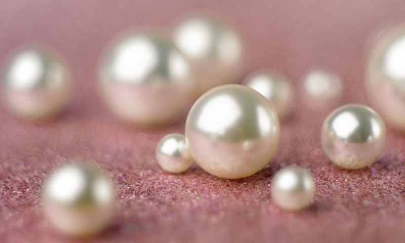 Dr. Pimple Popper Pops a 'Pearl' Milia