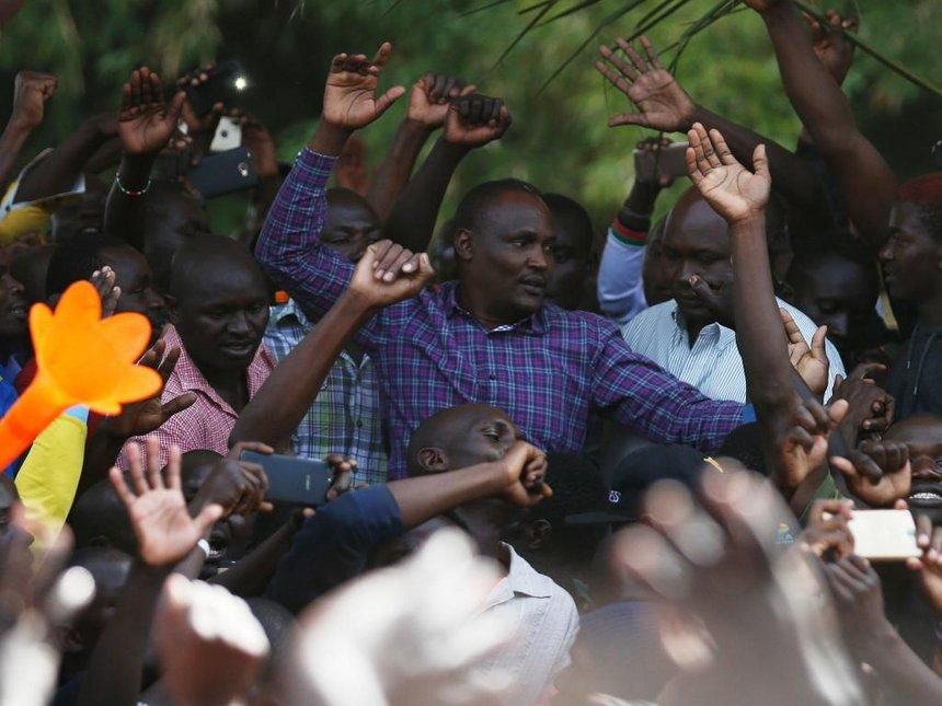 Minority Leader John Mbadi heckled after badmouthing DP Ruto at Suleiman Dori burial