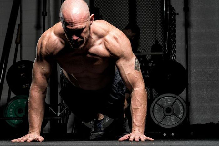 Bobby Maximus' 12-Minute Playing Card Home Workout