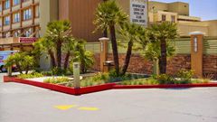 Olympia Medical Centre, LA