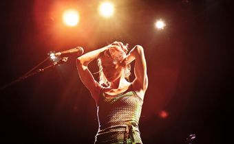 Fiona Apple Is Back and Unbound: Let's Discuss