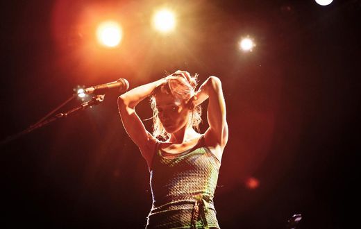 Fiona Apple Is Back and Unbound: Let's Discuss