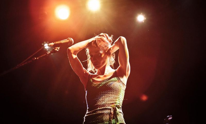 Fiona Apple Is Back and Unbound: Let's Discuss