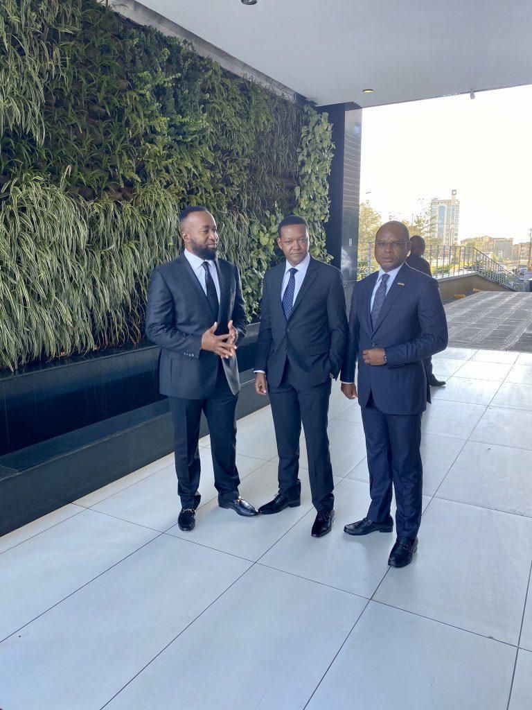 Governors Hassan Joho (Mombasa), Alfred Mutua (Machakos) and Amason Kingi (Kilifi)