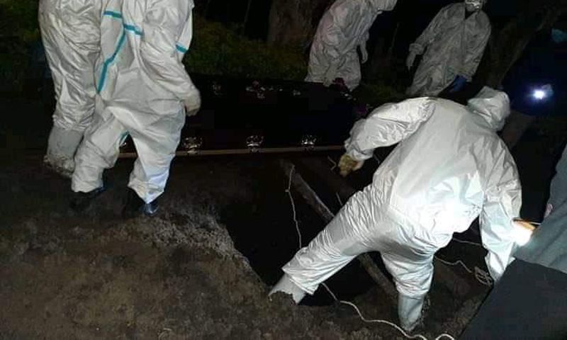 Night burial by State officials for 55-year-old Erick Kosgei who succumbed to Covid-19 in Kagawet, Bomet County