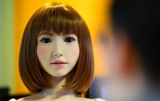 This Robot Is the Lead Actress in a Sci-Fi Film
