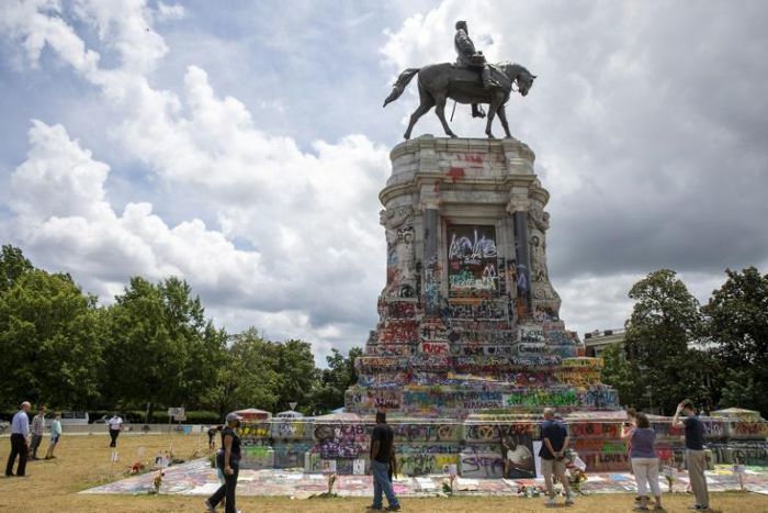The statue of Robert E. Lee in Richmond, Virginia, on June 18, 2020