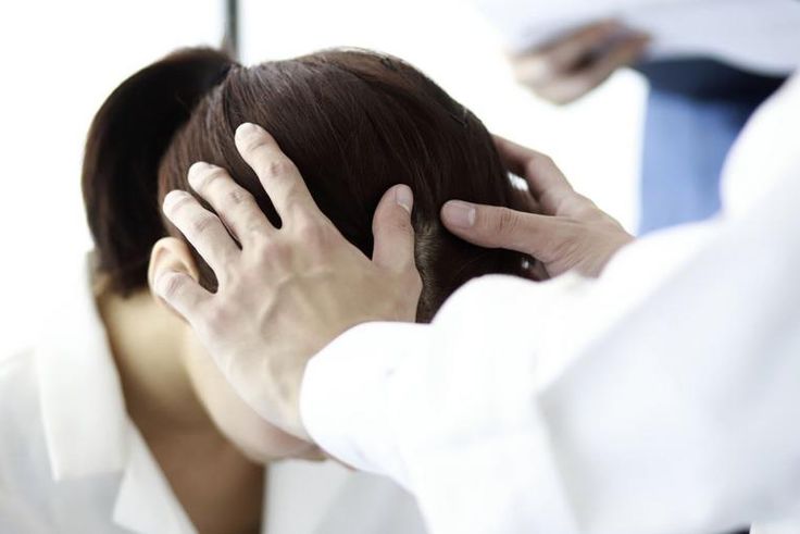 Dr. Pimple Popper Extracts A Squirting Cyst