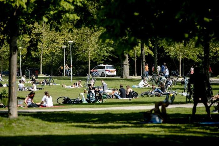 In contrast to most other European countries where people are virtually housebound, the Dutch authorities have merely advised people to stay home and to keep 1.5 metres (five feet) of social distance