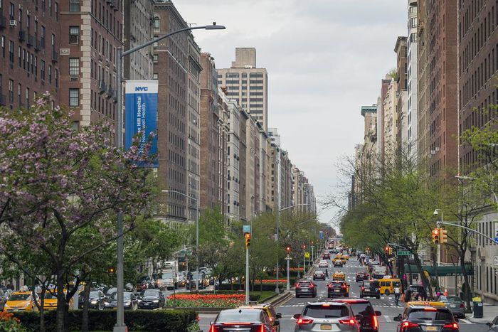 Real Estate's Spring Sales Season Slows to a Trickle