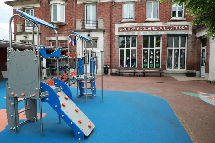 French schools are slated to reopen from May 11 -- but strict guidelines will mean no ball games or contact play, shrunken class sizes and regular handwashing