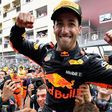 Daniel Ricciardo Shares His Home Workout