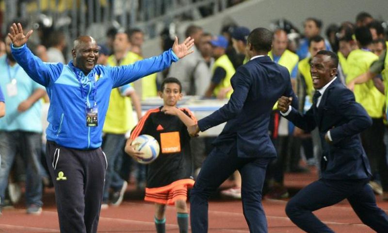 Mamelodi Sundowns coach Pitso Mosimane (L) celebrates winning the 2016 CAF Champions League