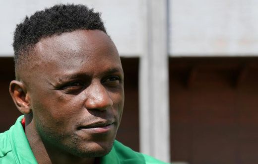 Kenyan midfielder Victor Wanyama has donated sanitizing kits to needy families in his hometown of Nairobi to help combat to coronavirus outbreak