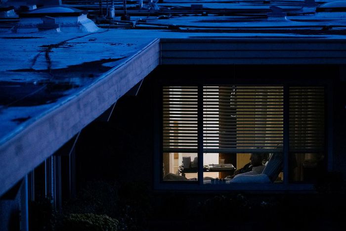 The Coronavirus's Rampage Through a Suburban Nursing Home