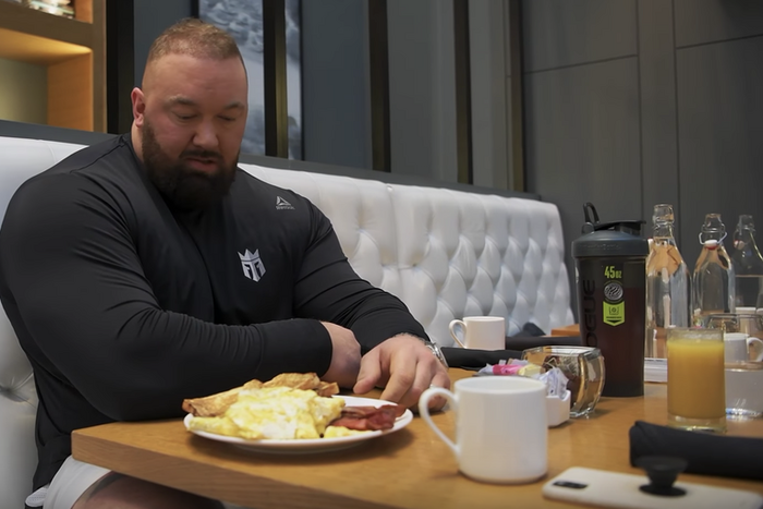 The Mountain Shares his 10,000 Calorie Diet