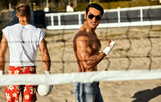 Maverick Baller- Nanjiani jumped at the chance to re-create Top Guns epic beach-volleyball scene. &quot;Tom Cruise has such an iconic look with the aviators,&quot; he says. &quot;There are are so few movie stars left, and Toms stayed an action starhes ...