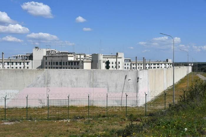 Fearing the potential spread of the COVID-19 virus in prisons, EU states have taken steps to reduce the number of those incarcerated, such as early release or freeing some still awaiting trial