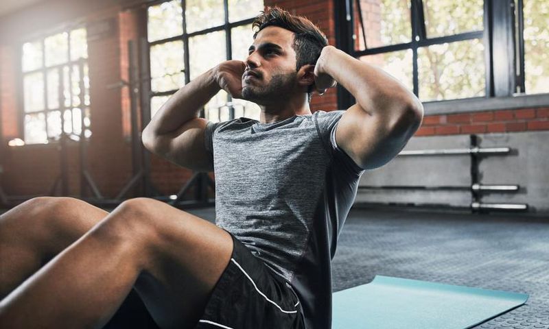This Guy Tried to Do 1,000 Situps in an Hour