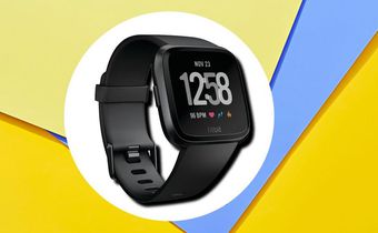 The FitBit Versa Is $90 Off Right Now