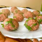 Recipe with a Pulselive twist: How to make Meatballs in tomato sauce