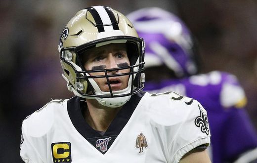 Drew Brees Apologizes for Comments About the Flag