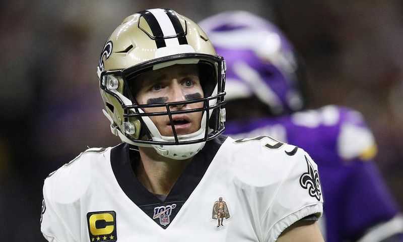 Drew Brees Apologizes for Comments About the Flag