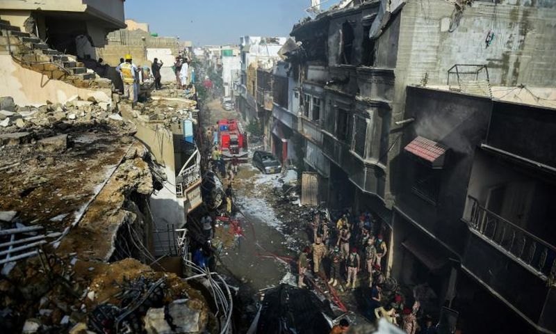 The PIa plane was close to landing when it came down among houses, sparking an explosion and killing several people on the ground