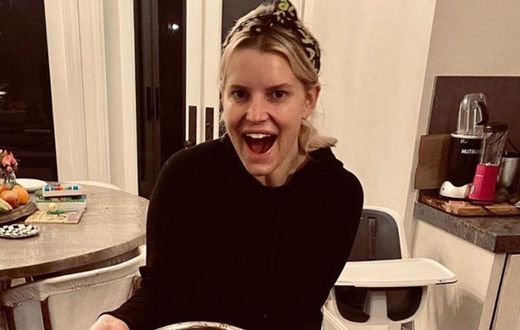 Jessica Simpson Shares New No-Makeup Pics