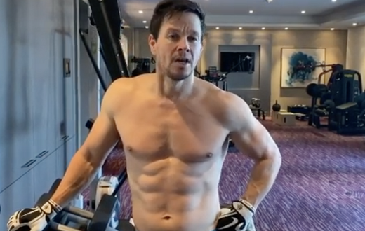 Mark Wahlberg Is Hosting an Instagram Live Workout