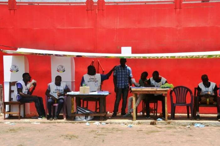 Guinean voted overwhemingly in favour of the reforms, according to electoral officials