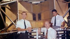 Alfred M. Worden, Who Orbited the Moon in 1971, Dies at 88