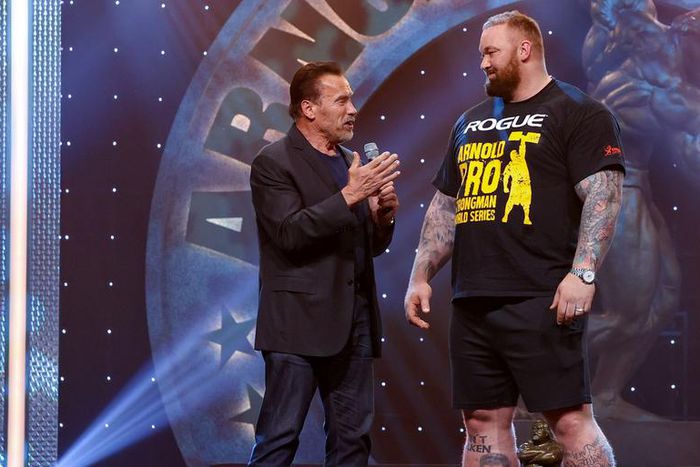 Schwarzenegger Interviews Arnold Classic Winner