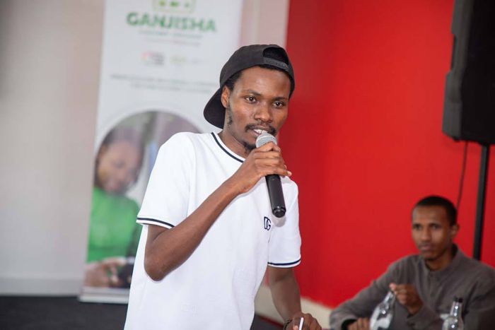 Comedian Henry Desagu