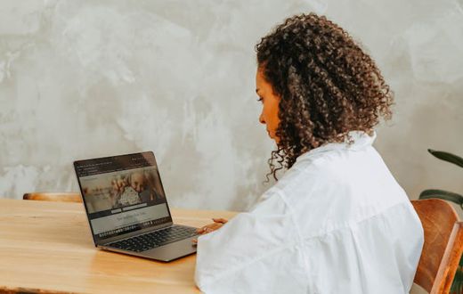 How to find jobs before they are advertised [Image Credit: Olia Danilevich]