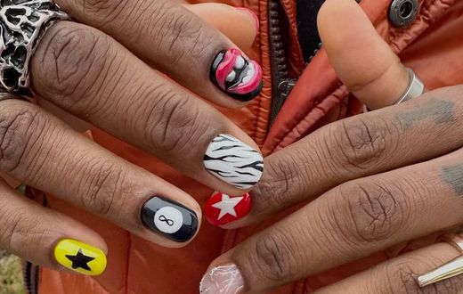 Reasons men paint their nails